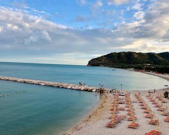 Casa Mami - Mattinata - Spiaggia
