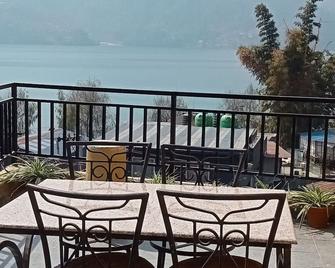 Hotel My Dream - Pokhara - Balkon