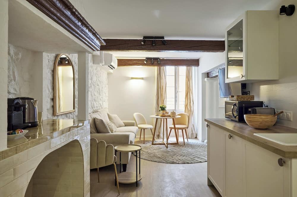 أولد تاون أبارتمنتس باي فيلا بوتانيكا - كان - غرفة معيشة