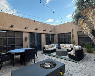 Bill Tull Desert Breeze Casa at The Boulders - Carefree - Patio