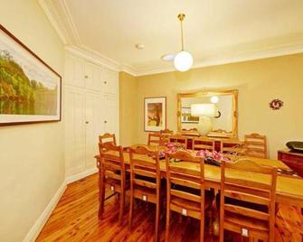 Woodford House of Leura - Leura - Eetruimte