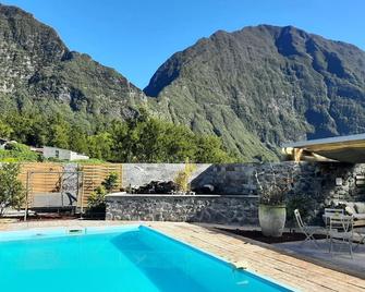 La Croisee des Sentiers - Salazie - Piscina