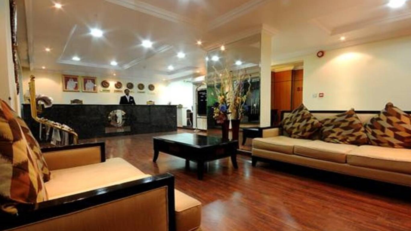 Hotel Crystal Palace