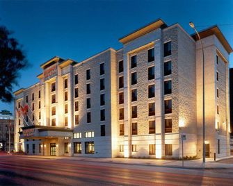 Humphry Inn & Suites - Winnipeg - Bygning