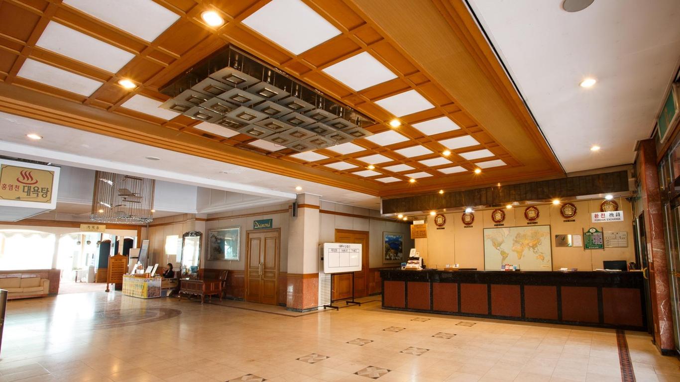 Gimpo Yakam Hongyeomcheon Tourist Hotel