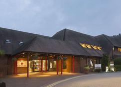Ramada by Wyndham Telford Ironbridge - Telford - Edifício
