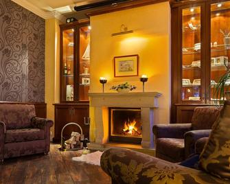 Hotel IV Jahreszeiten Kühlungsborn - Kühlungsborn - Lounge