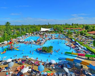 Camping Bella Italia - Peschiera del Garda