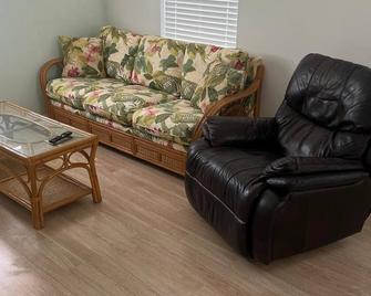 Private 2BR guest house in Bimini. Includes golf cart, kayak, and stunning views - Port Royal - Salon