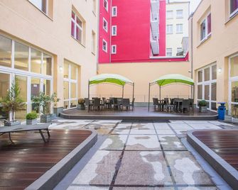 A&O Dortmund Hauptbahnhof - Dortmund - Patio