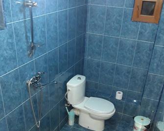 The hostel is located in the city center. The hostel has a cozy yard. - Kutaisi - Bagno