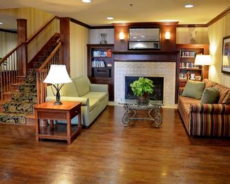 Country Inn & Suites Knoxville West at Cedar Bluff - Knoxville - Sala de estar