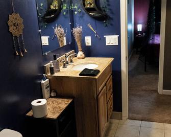 Near CMU and casino with Hot Tub, gym, fireplace - Mount Pleasant