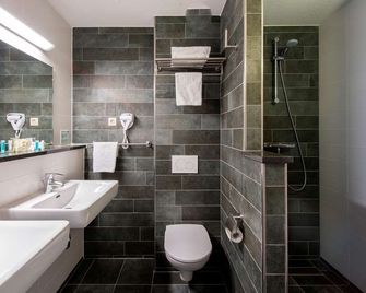 Best Western Plus Amsterdam Airport Hotel - Hoofddorp - Kylpyhuone