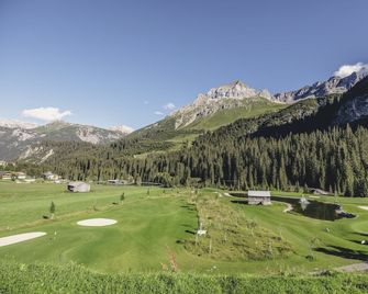 Hotel Tannbergerhof - Lech am Arlberg - Outdoor view