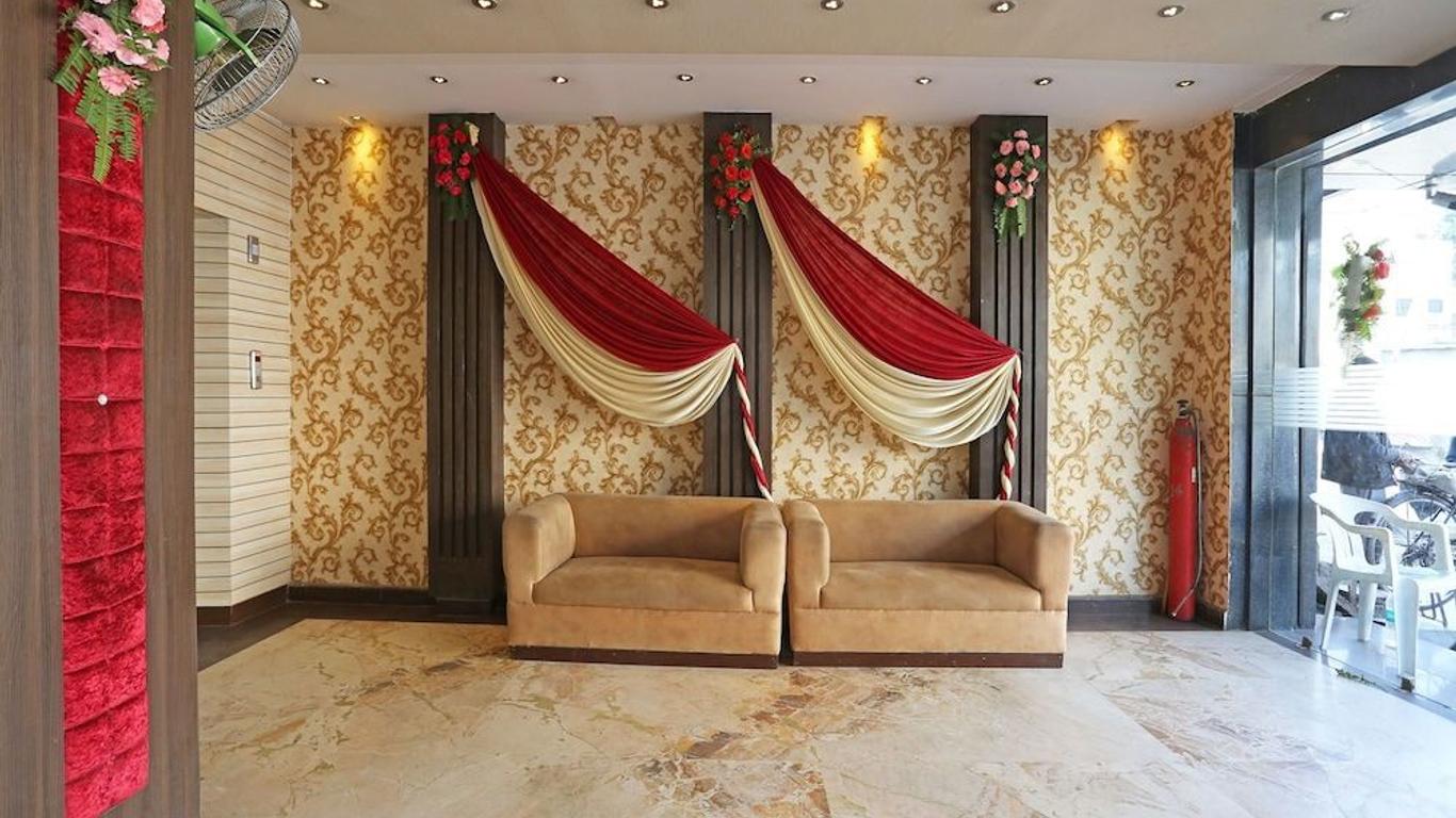 Oyo 11596 Sanjay Guest House