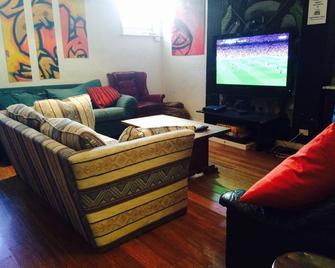 Asylum Sydney Backpackers Hostel - Sydney