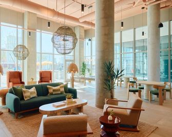 Sentral Sol Modern - Phoenix - Lobby