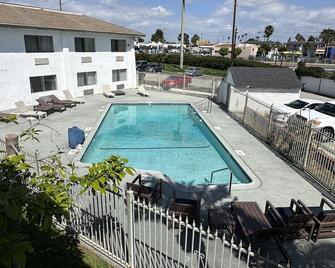 Garden Grove Inn - Garden Grove - Pool