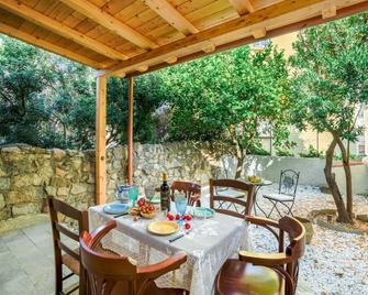 Olbia Centro - Le Saline - Olbia - Patio