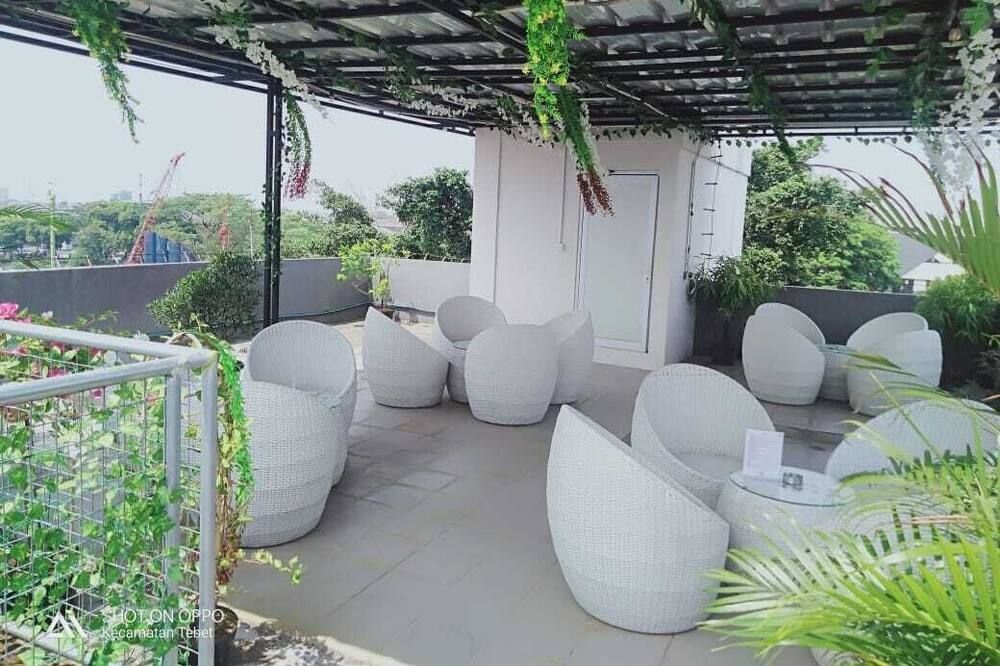 Daima Syariah Mansion - Jakarta - Patio