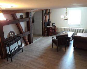 Fewo - Frohburg - Wohnzimmer