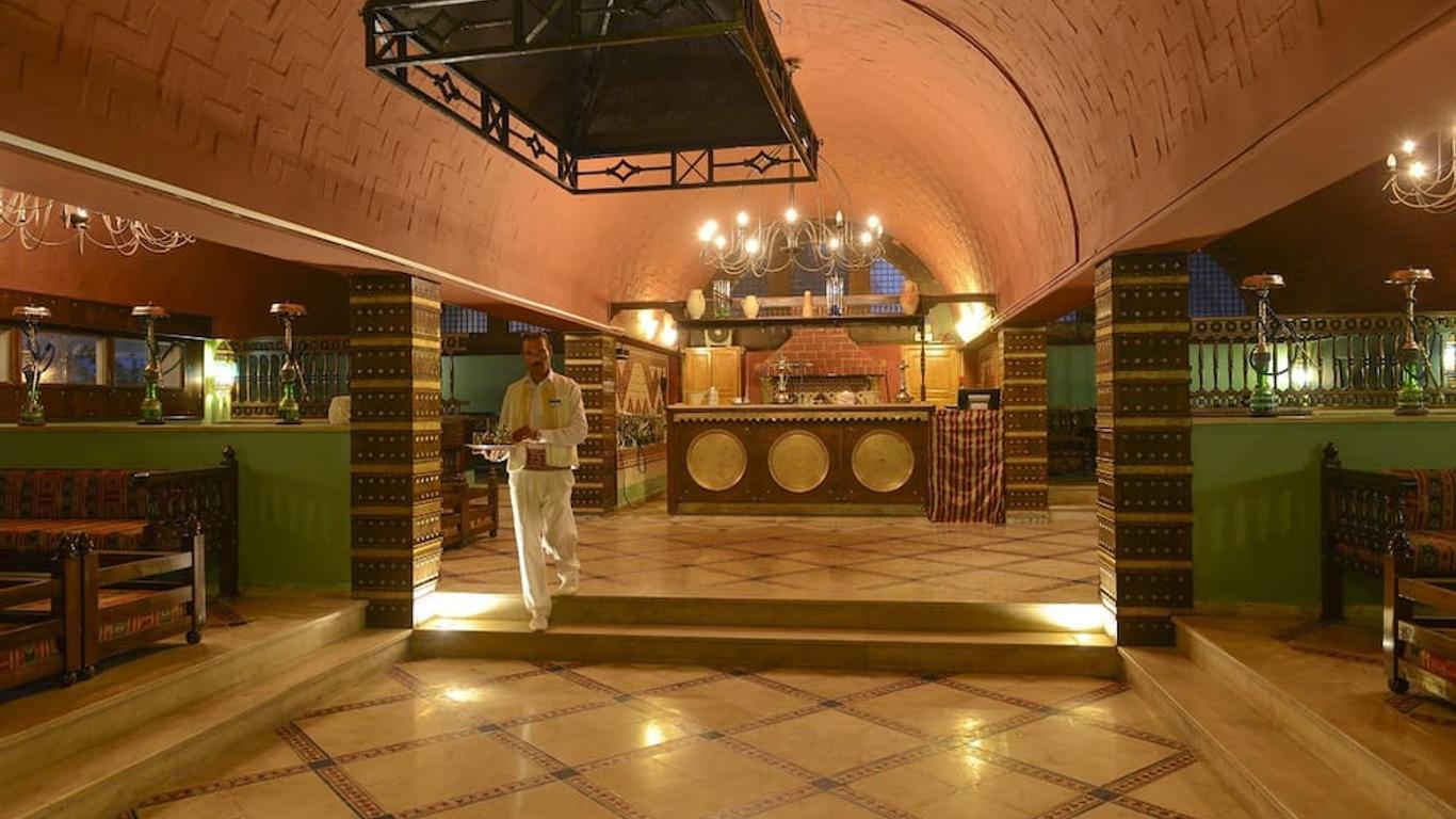 Monarque Dar Jerba Narjess- Family Only