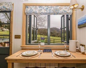 Evendine Hut Evendine Cottage - Malvern - Essbereich
