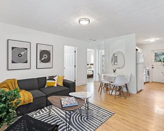 Lake Ridge Villa - Free Parking - Fort Lauderdale - Sala de estar