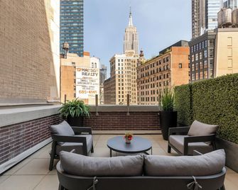 فندق برودواي بلازا - نيويورك - شرفة