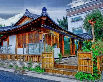 Hanokmaru - Jeonju - Byggnad
