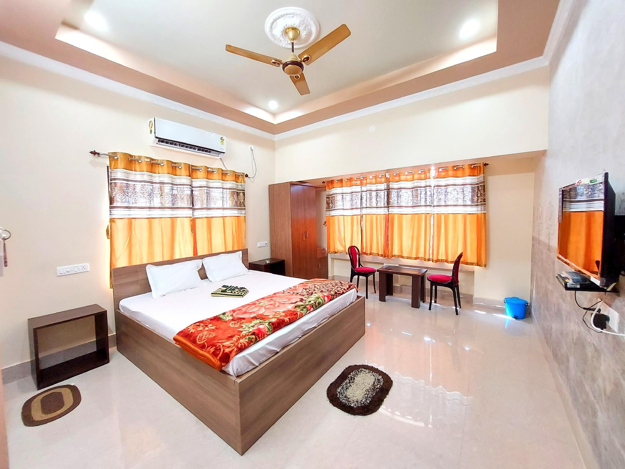 Aappayan Guest House & Restaurant - Bolpur - Bedroom