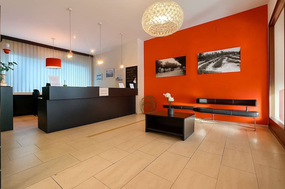 Hôtel de la Poste Martigny - City Center thumbnail 2