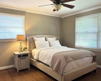 Midtown Savannah Rental - near hospitals, HAAF,10 min to downtown- March checkin - Savannah
