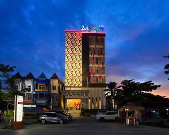 Zuri Express Banjarmasin - Банджармасін - Будівля