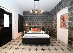 Yalarent Bazelet Apartments - Tiberias - Bedroom