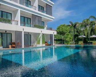 The Pago Design Hotel Phuket-Sha Plus - Ratsada - Zwembad