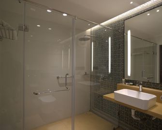 Hotel Prince - Bhuj - Gebouw