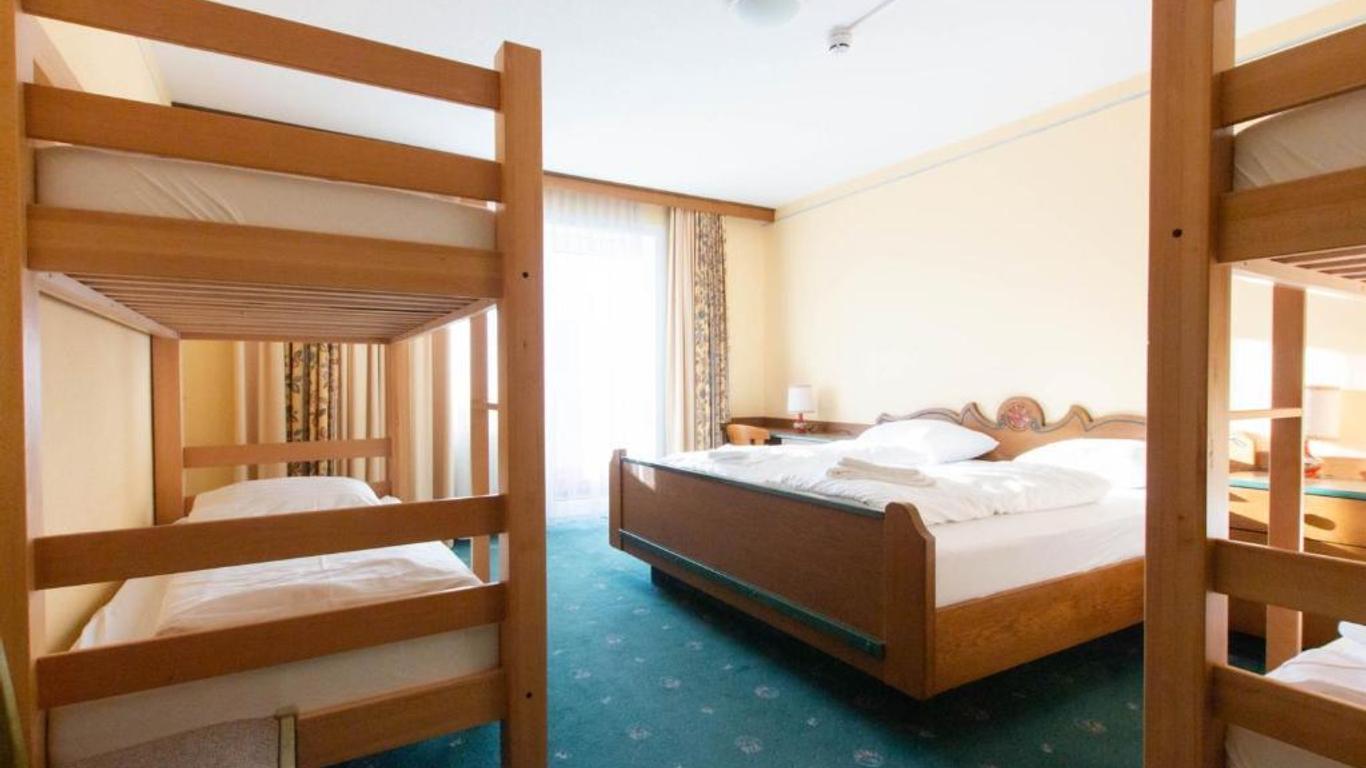 Mountain Hostel