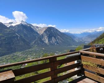 Hotel Rhoneblick - Guttet-Feschel - Balcón