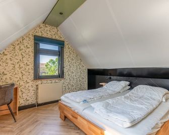 Postweg 50 - De Cocksdorp - Slaapkamer