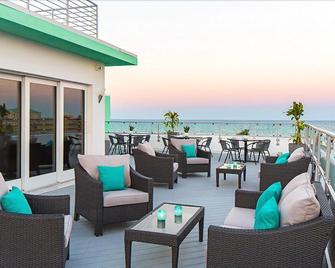 Streamline Hotel - Daytona Beach - Bar