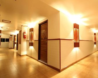 Ao Nang Beach Resort - Krabi - Hallway