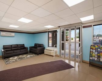 Econo Lodge Allentown North - אלנטאון - טרקלין