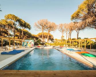 Hotel New Barcavela - Santa Margherita di Pula - Piscina