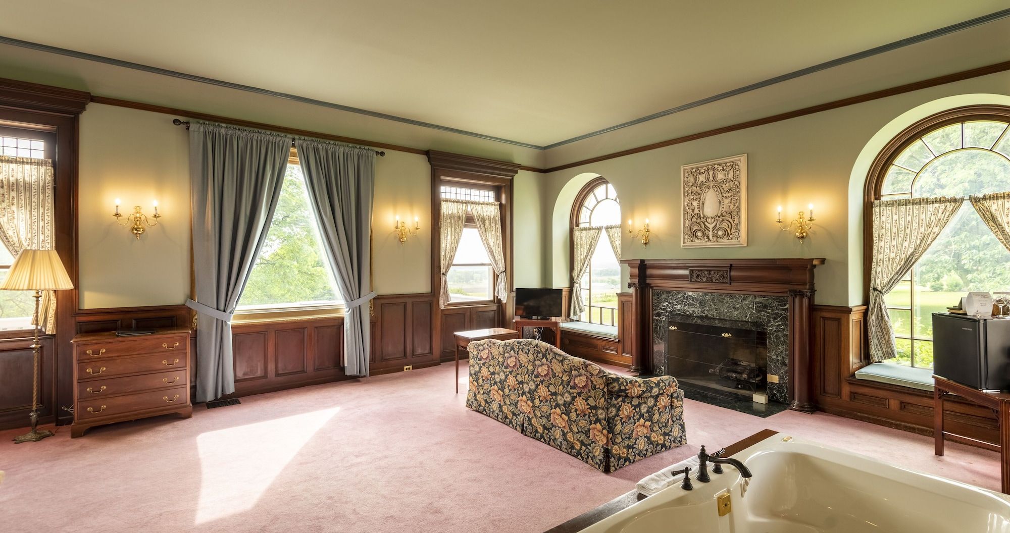 White Spring Manor - Geneva - Soggiorno