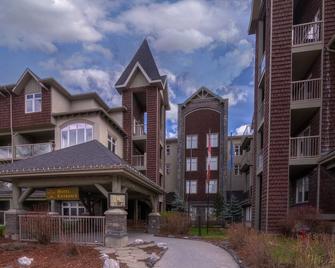 Romantic Studio With Kitchen & Ac & Bbq & A Huge Balcony 164 - Canmore - Building