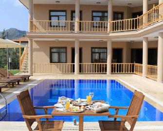 Portakal Hotel Selimiye - Selimiye - Pool
