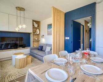 Awesome Home In Dolus-D'oléron - Dolus-d'Oléron - Sala pranzo