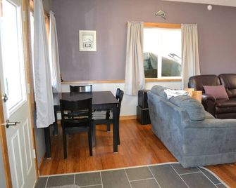 Lovely Secluded Studio - Two Miles From Soldotna! - Soldotna - Soggiorno